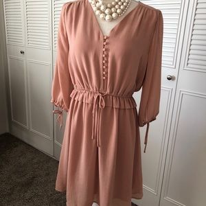 Beautiful H&M dress.